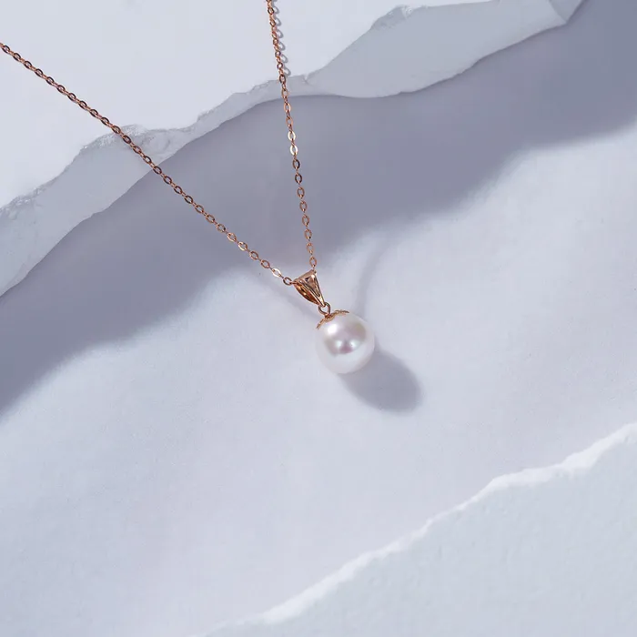 Necklaces Pearly Lustre 18K Freshwater Pearl Necklace KN00098