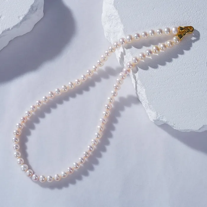 Necklaces Pearly Lustre Top Lustre MultiStyle Necklace and Bracelet with Chinese New Year Lucky Red Jewelry Bag Set WS00110
