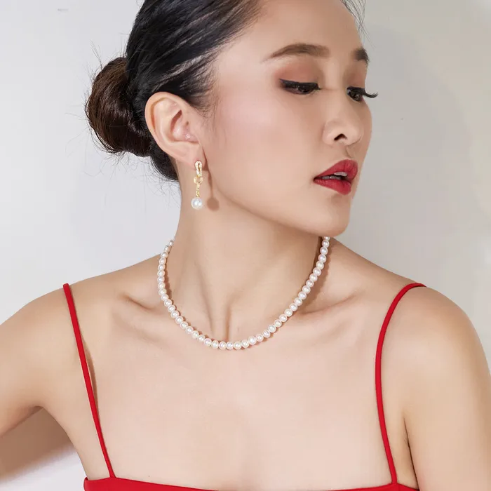 Necklaces Pearly Lustre Top Lustre MultiStyle Necklace and Bracelet with Chinese New Year Lucky Red Jewelry Bag Set WS00110