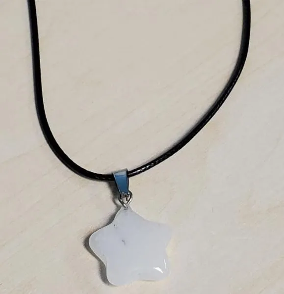 Necklaces POLLY N767 White Frosted Star Natural Quartz Stone on Leather Cord Necklace with FREE Earrings