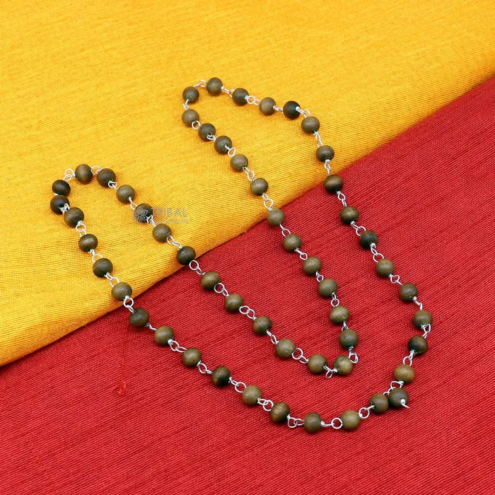Necklaces TRIBAL ORNAMENTS 54108 beads Jaap japa mala Sandal Chandan mala sandal wood handmade round beads 925 silver chain necklace meditation necklace ch559 Necklaces TRIBAL ORNAMENTS 54108 beads Jaap japa mala Sandal Chandan mala sandal wood handmade round beads 925 silver chain necklace meditation necklace ch559