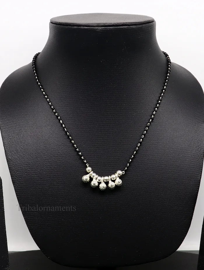 Necklaces TRIBAL ORNAMENTS 925 sterling silver black beads chain necklace gorgeous small jingling bells design pendant traditional style chain beaded necklace set226 Necklaces TRIBAL ORNAMENTS 925 sterling silver black beads chain necklace gorgeous small jingling bells design pendant traditional style chain beaded necklace set226
