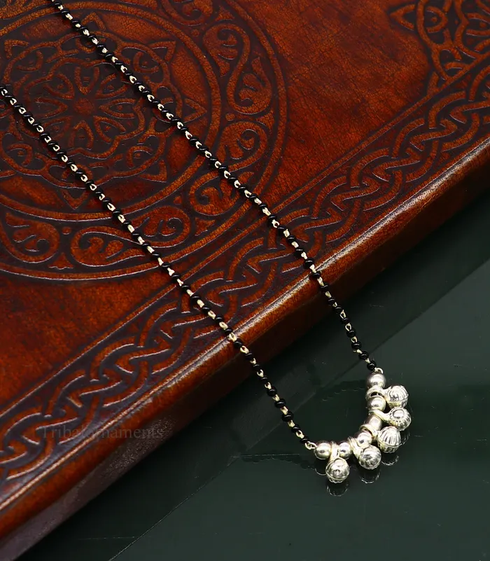 Necklaces TRIBAL ORNAMENTS 925 sterling silver black beads chain necklace gorgeous small jingling bells design pendant traditional style chain beaded necklace set226