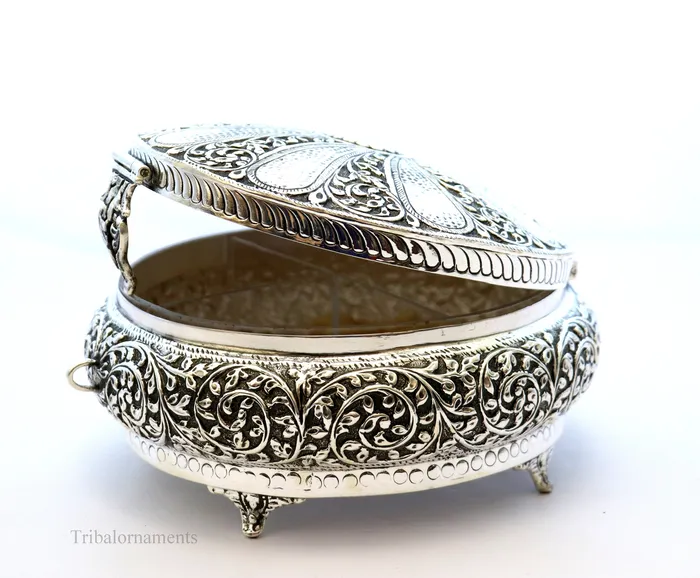 Necklaces TRIBAL ORNAMENTS Vintage antique Royal design handmade 925 sterling silver dry fruit box candy box jewelry box best brides gift or corporation gift box02