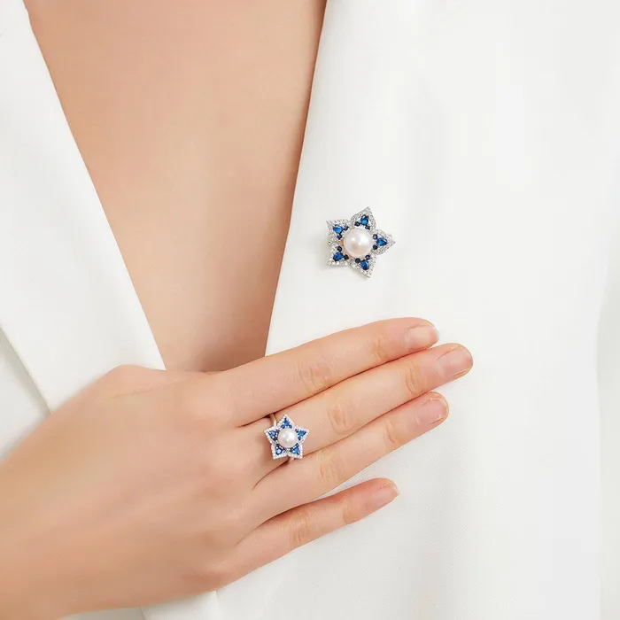 Ocean Star Freshwater Pearl Brooch WC00008 Pearly Lustre Necklaces