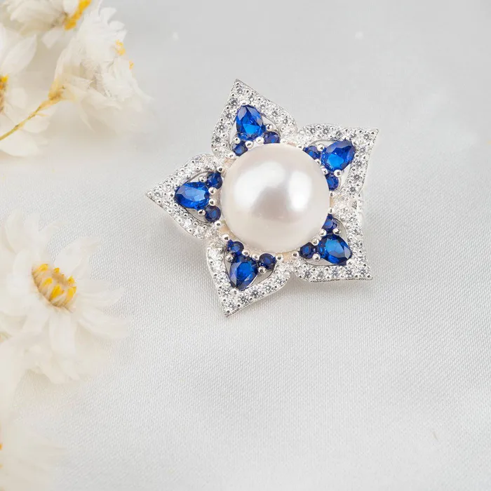 Ocean Star Freshwater Pearl Brooch WC00008 Pearly Lustre Necklaces