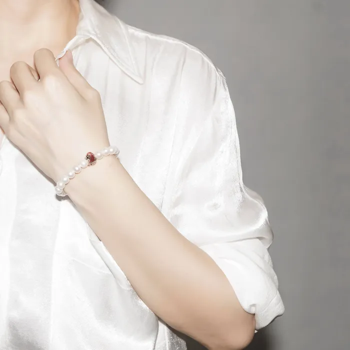Pearly Lustre Bracelets Merlion Freshwater Pearl Bracelet WB00081 New Yorker