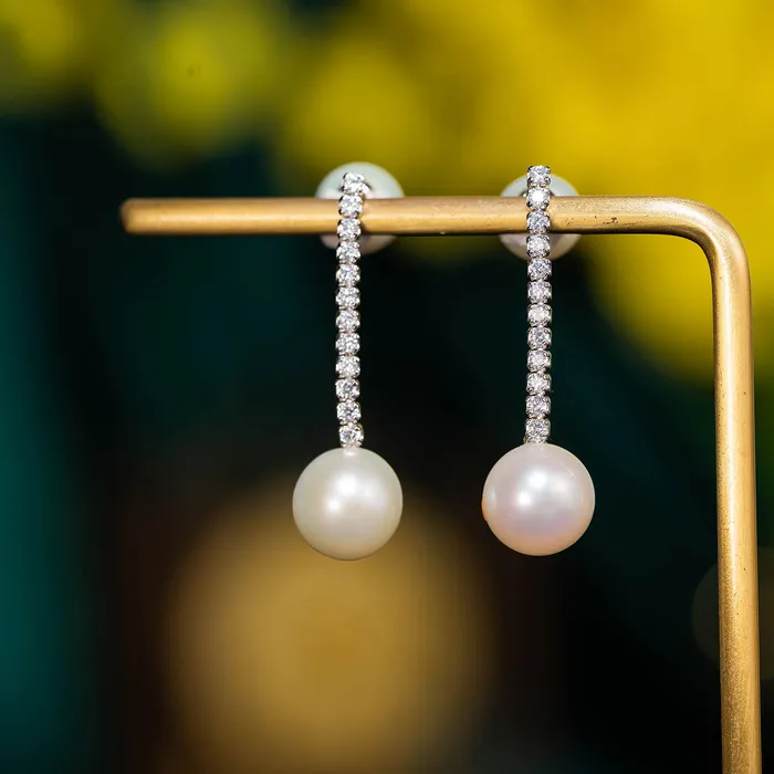 Pearly Lustre Earrings Elegant Freshwater Pearl Earrings WE00298