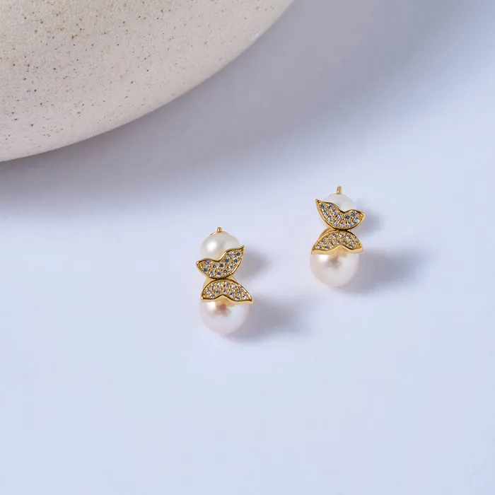 Pearly Lustre Earrings Top Grade Freshwater Pearl Earrings WE00693 GARDENS