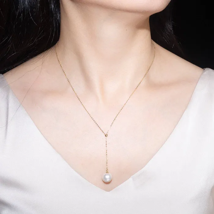 Pearly Lustre Necklaces Elegant Freshwater Pearl Necklace WN00440