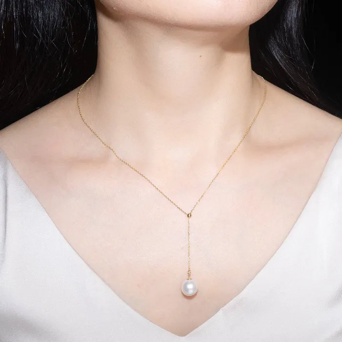 Pearly Lustre Necklaces Elegant Freshwater Pearl Necklace WN00440