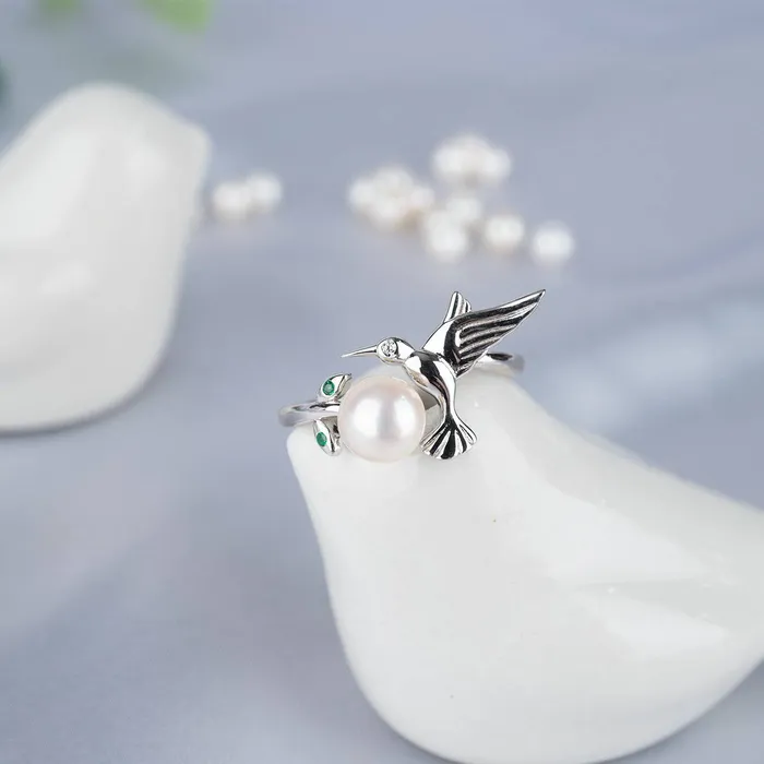 Pearly Lustre Rings Wonderland Freshwater Pearl Ring WR00067