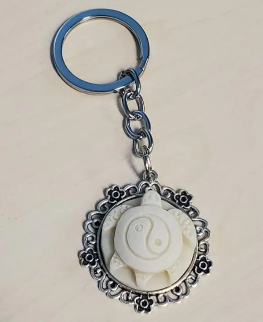 POLLY K42 Silver Sea Turtle Yin Yang Keychain Rings