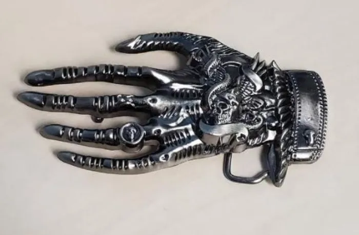 POLLY Rings BU142 Skeleton Hand with Skull Belt Buckle