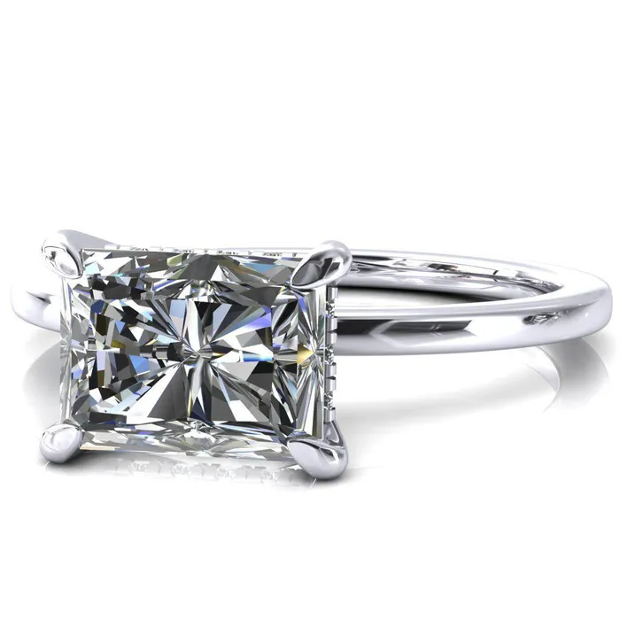 Rings Carmeli Radiant Moissanite EastWest 4 Claw Prong Micro Pave Diamond Rail Engagement Ring Fire Brilliance 