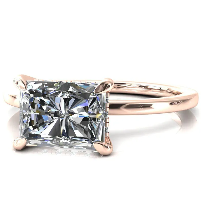 Rings Carmeli Radiant Moissanite EastWest 4 Claw Prong Micro Pave Diamond Rail Engagement Ring Fire Brilliance 