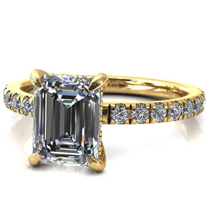 Rings Fire Brilliance Daneli Emerald Moissanite 4 Claw Prong Micro Pave Diamond Sides Engagement Ring
