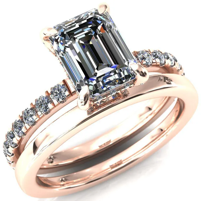 Rings Fire Brilliance Daneli Emerald Moissanite 4 Claw Prong Micro Pave Diamond Sides Engagement Ring