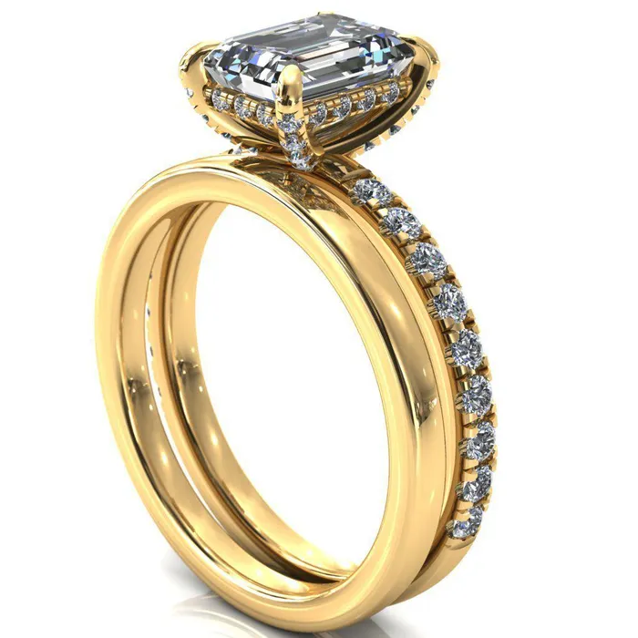 Rings Fire Brilliance Daneli Emerald Moissanite 4 Claw Prong Micro Pave Diamond Sides Engagement Ring