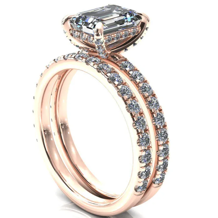 Rings Fire Brilliance Daneli Emerald Moissanite 4 Claw Prong Micro Pave Diamond Sides Engagement Ring