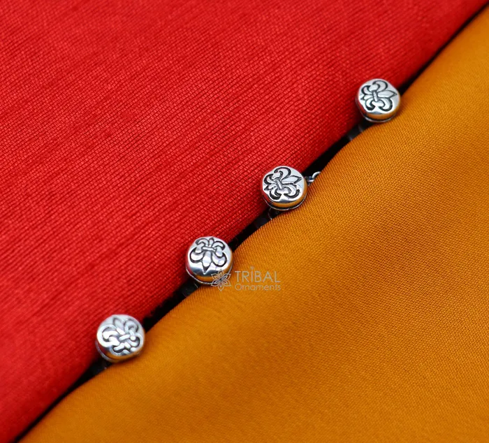 Rings French Fleur de Lis design 925 Sterling Silver set of 4 kurta Buttons for Fashion Perfection silver cufflinks cultural trendy jewelry btn41 TRIBAL ORNAMENTS Rings French Fleur de Lis design 925 Sterling Silver set of 4 kurta Buttons for Fashion Perfection silver cufflinks cultural trendy jewelry btn41 TRIBAL ORNAMENTS