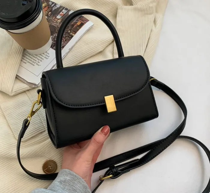 Rings polly PB143 Black Shoulder Bag