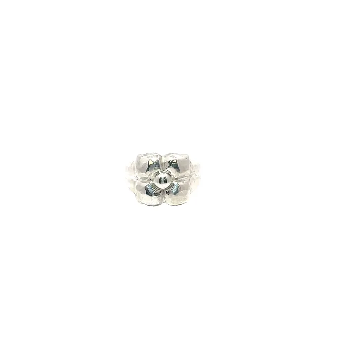 Rings Tiffany Co PreOwned Tiffany Co Paloma Picasso Hammered Fiore Flower Ring Rings Tiffany Co PreOwned Tiffany Co Paloma Picasso Hammered Fiore Flower Ring