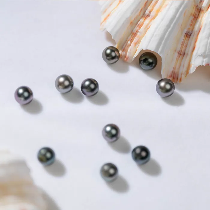 Second Grade Round Tahitian Pearls WA00022 Pearly Lustre Rings