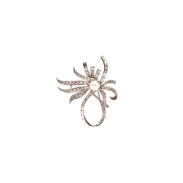 STORE 5a Necklaces PreOwned Pearl and Diamond Brooch