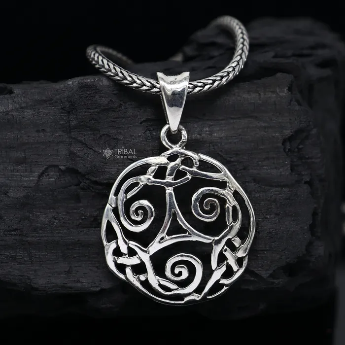 TRIBAL ORNAMENTS 925 sterling silver Triskelion CELTIC pendant excellent high quality pendant silver necklace locket nsp708 Necklaces TRIBAL ORNAMENTS 925 sterling silver Triskelion CELTIC pendant excellent high quality pendant silver necklace locket nsp708 Necklaces