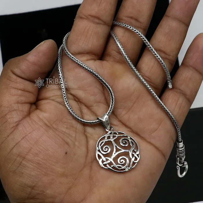 TRIBAL ORNAMENTS 925 sterling silver Triskelion CELTIC pendant excellent high quality pendant silver necklace locket nsp708 Necklaces
