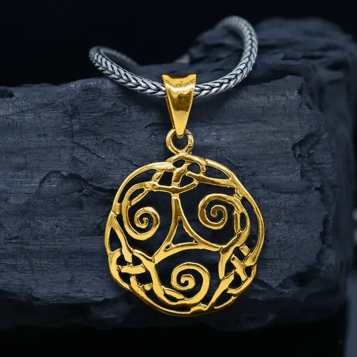TRIBAL ORNAMENTS 925 sterling silver Triskelion CELTIC pendant excellent high quality pendant silver necklace locket nsp708 Necklaces