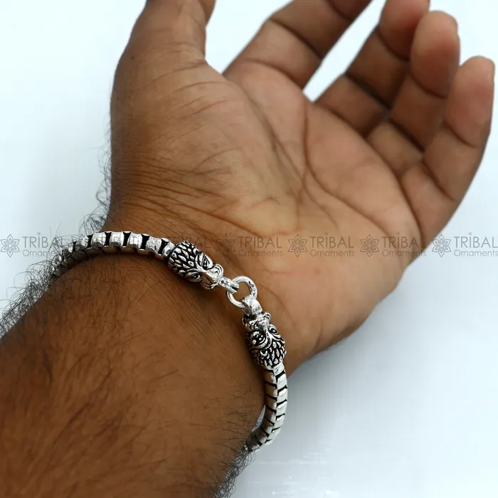 TRIBAL ORNAMENTS Bracelets 925 Sterling silver handmade solid mens lion face design chain bracelet flexible bracelet unisex jewelry from india sbr759 TRIBAL ORNAMENTS Bracelets 925 Sterling silver handmade solid mens lion face design chain bracelet flexible bracelet unisex jewelry from india sbr759
