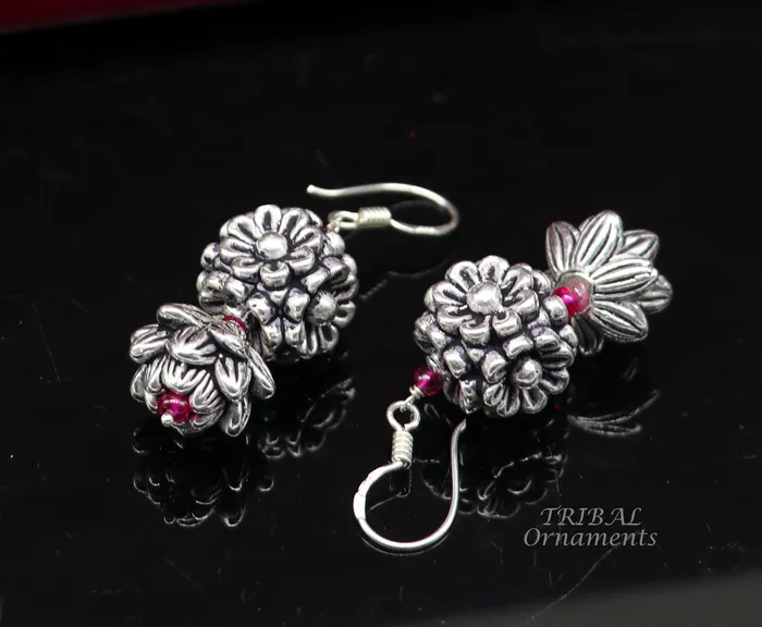 TRIBAL ORNAMENTS Earrings 925 sterling silver hamdmade hook earrings fabulous hanging pretty bells drop dangle earrings tribal ethnic jewelry from India s1085 TRIBAL ORNAMENTS Earrings 925 sterling silver hamdmade hook earrings fabulous hanging pretty bells drop dangle earrings tribal ethnic jewelry from India s1085