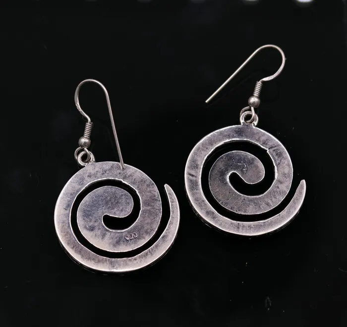 TRIBAL ORNAMENTS Earrings Amazing spiral design 925 solid sterling silver scratch link fancy hoops earrings tribal jewelry from Rajasthan india daily use jewelry s420
