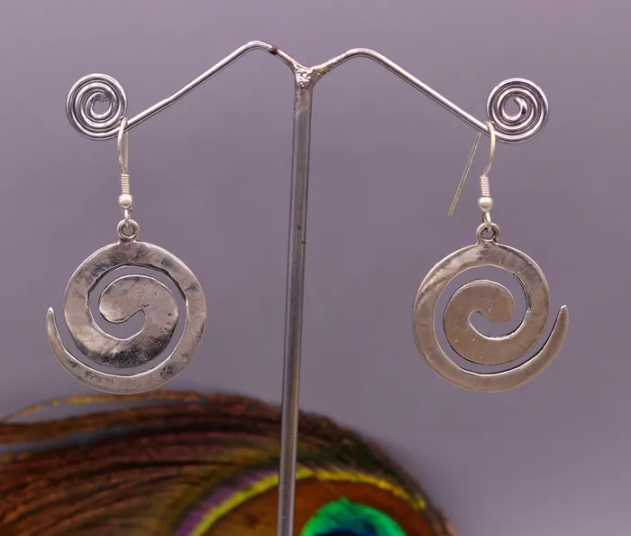 TRIBAL ORNAMENTS Earrings Amazing spiral design 925 solid sterling silver scratch link fancy hoops earrings tribal jewelry from Rajasthan india daily use jewelry s420