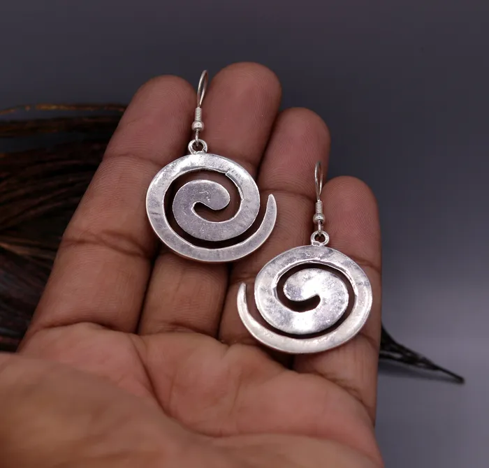 TRIBAL ORNAMENTS Earrings Amazing spiral design 925 solid sterling silver scratch link fancy hoops earrings tribal jewelry from Rajasthan india daily use jewelry s420