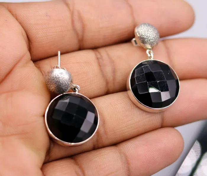 TRIBAL ORNAMENTS Earrings Bollywood style 925 silver handmade black onyx stone hoops earring dangle s152