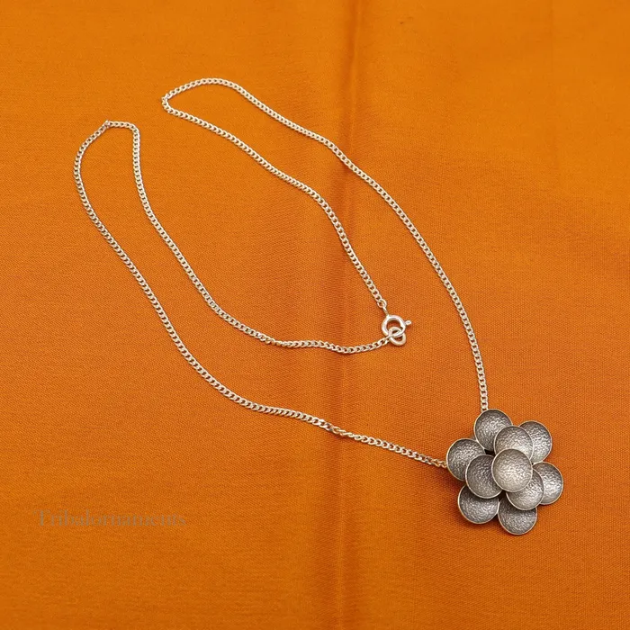 TRIBAL ORNAMENTS Necklaces 925 Sterling silver handmade vintage design pendant with chain necklace excellent tribal belly dance ethnic jewelry Rajasthan set266 TRIBAL ORNAMENTS Necklaces 925 Sterling silver handmade vintage design pendant with chain necklace excellent tribal belly dance ethnic jewelry Rajasthan set266
