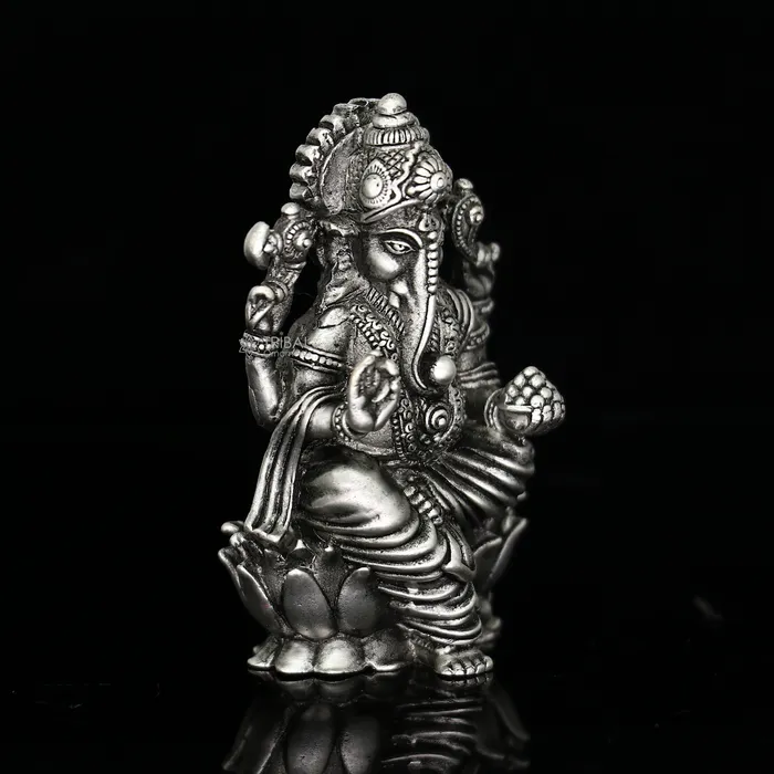 TRIBAL ORNAMENTS Necklaces 925 Sterling silver Lord Ganesh Idol Pooja Articles Silver Idols Figurine handcrafted Ganesha statue sculpture Diwali puja gift art670 TRIBAL ORNAMENTS Necklaces 925 Sterling silver Lord Ganesh Idol Pooja Articles Silver Idols Figurine handcrafted Ganesha statue sculpture Diwali puja gift art670