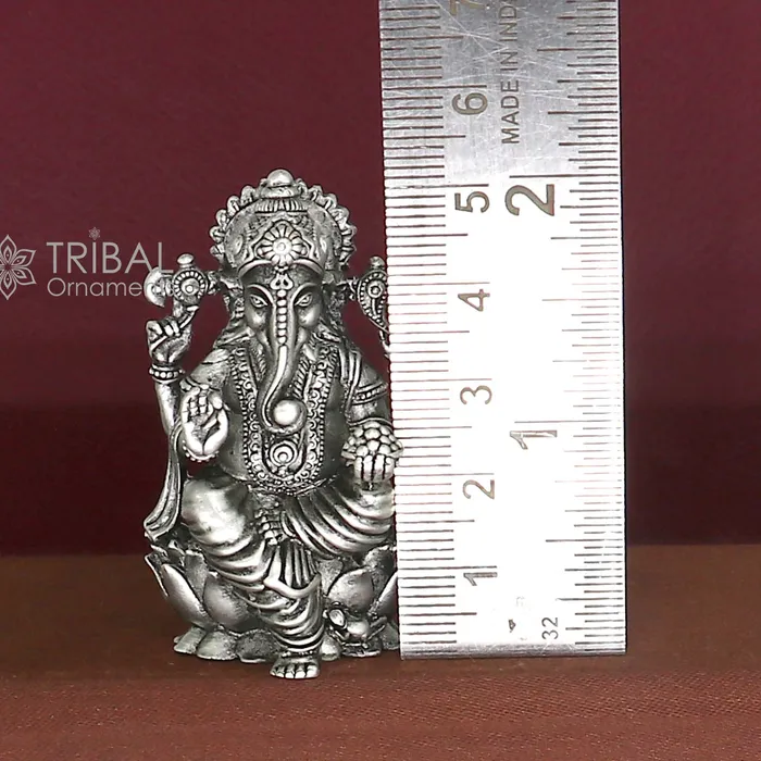 TRIBAL ORNAMENTS Necklaces 925 Sterling silver Lord Ganesh Idol Pooja Articles Silver Idols Figurine handcrafted Ganesha statue sculpture Diwali puja gift art670 TRIBAL ORNAMENTS Necklaces 925 Sterling silver Lord Ganesh Idol Pooja Articles Silver Idols Figurine handcrafted Ganesha statue sculpture Diwali puja gift art670