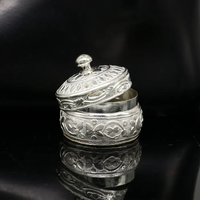 TRIBAL ORNAMENTS Rings 925 sterling silver unique antique design handmade brides eyes kajal box surma box kumkum sindur box small trinket box article stb111