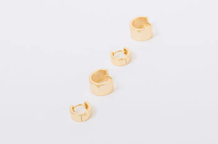 WANTME Super Chunk Huggies Earrings